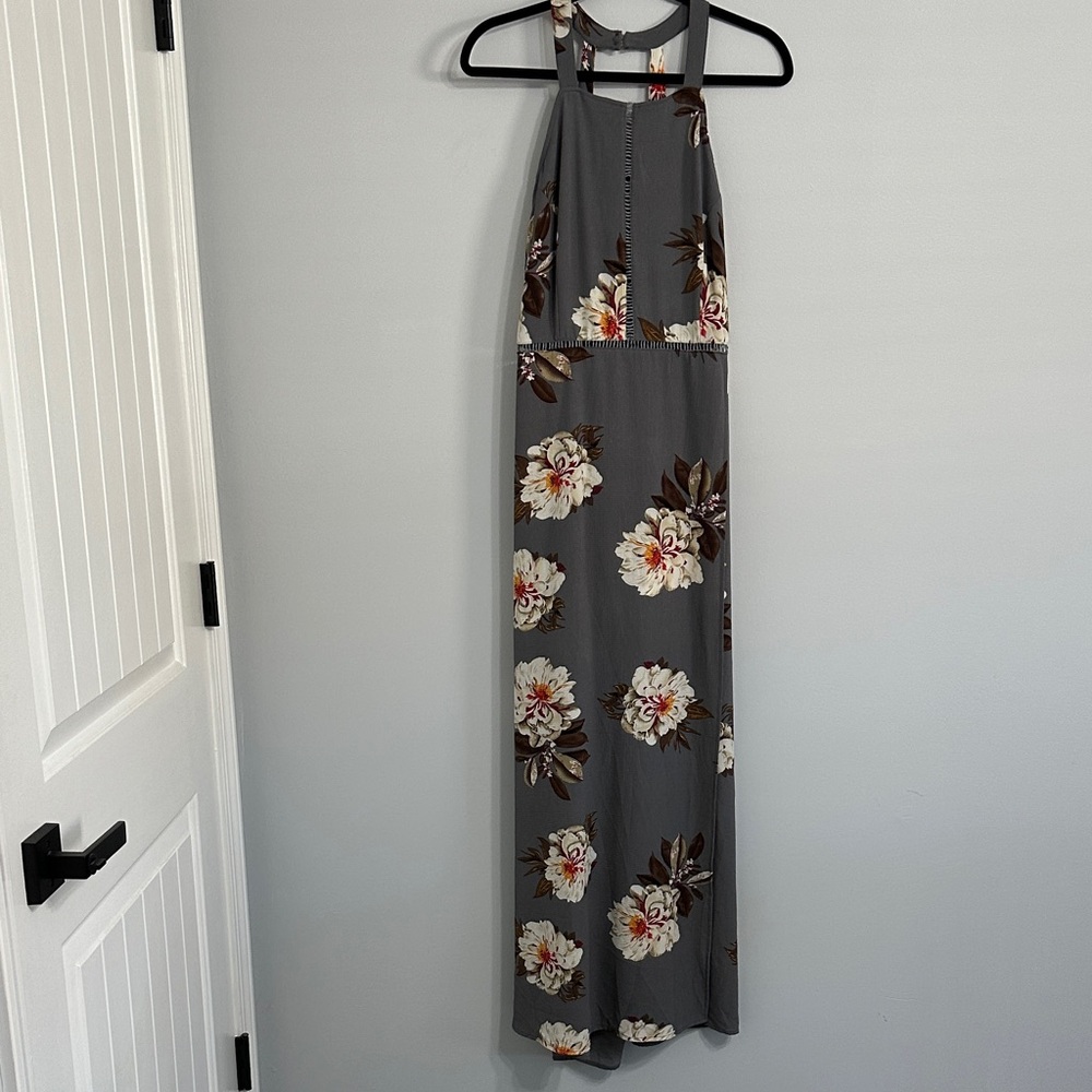 Chic Floral Gray Maxi Dress